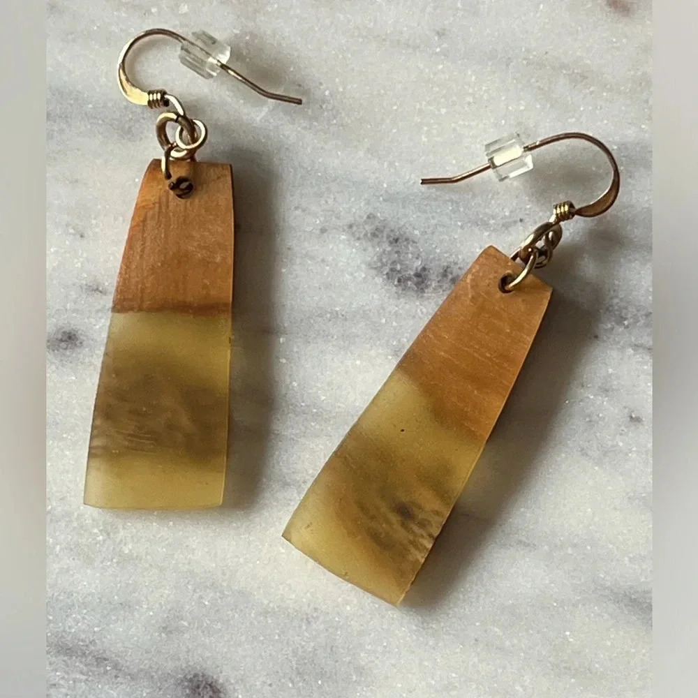 Natural dangle earrings - Picture 5 of 5